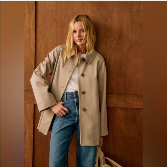Sezane Jackets & Blazers - Sezane Carter Trenchcoat in Light Beige size 36/4 NWT